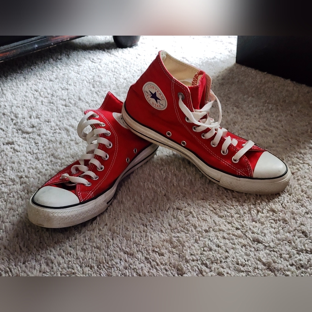 Red Chuck Converse Female Size 9
